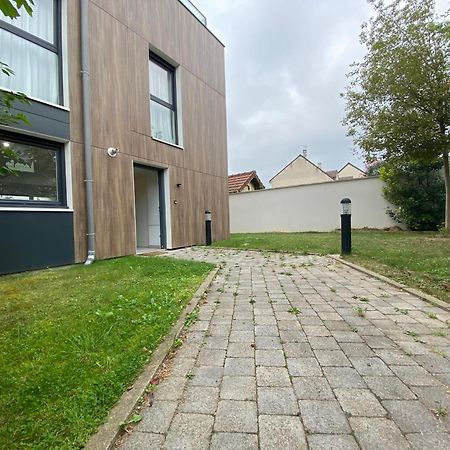 Duplex Neuf 90 M2 - 3 Chambres, Avec Jardin A Sartrouville Kültér fotó