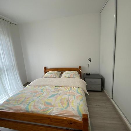 Duplex Neuf 90 M2 - 3 Chambres, Avec Jardin A Sartrouville Kültér fotó