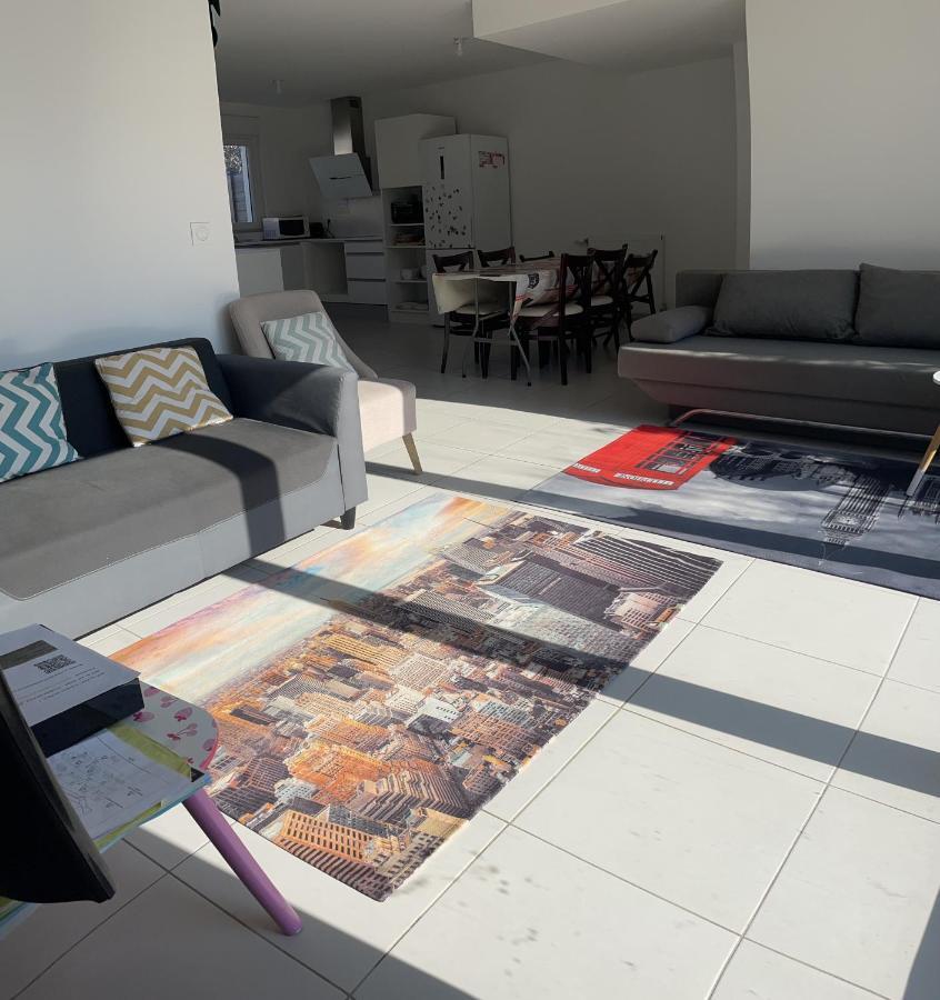 Duplex Neuf 90 M2 - 3 Chambres, Avec Jardin A Sartrouville Kültér fotó
