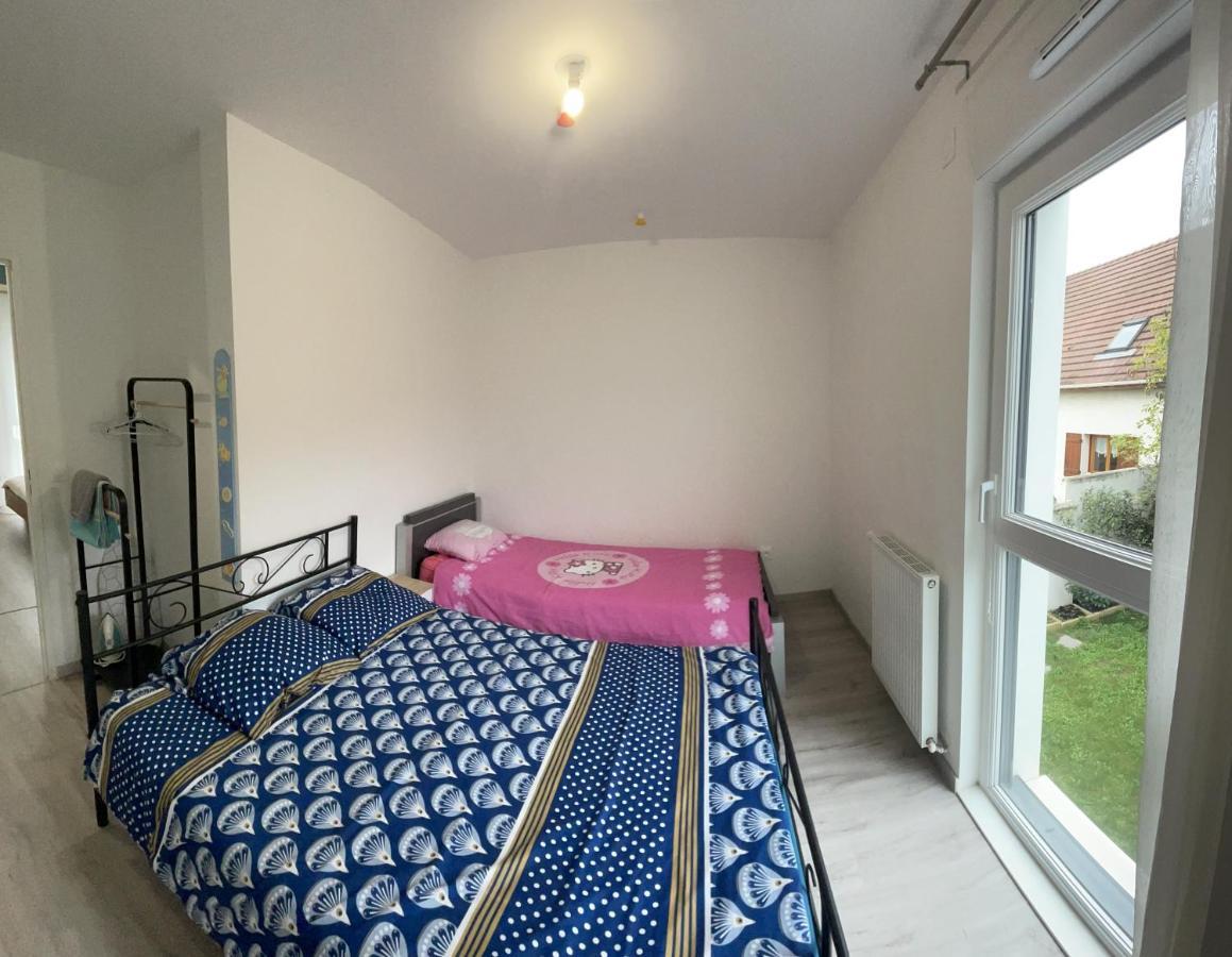 Duplex Neuf 90 M2 - 3 Chambres, Avec Jardin A Sartrouville Kültér fotó